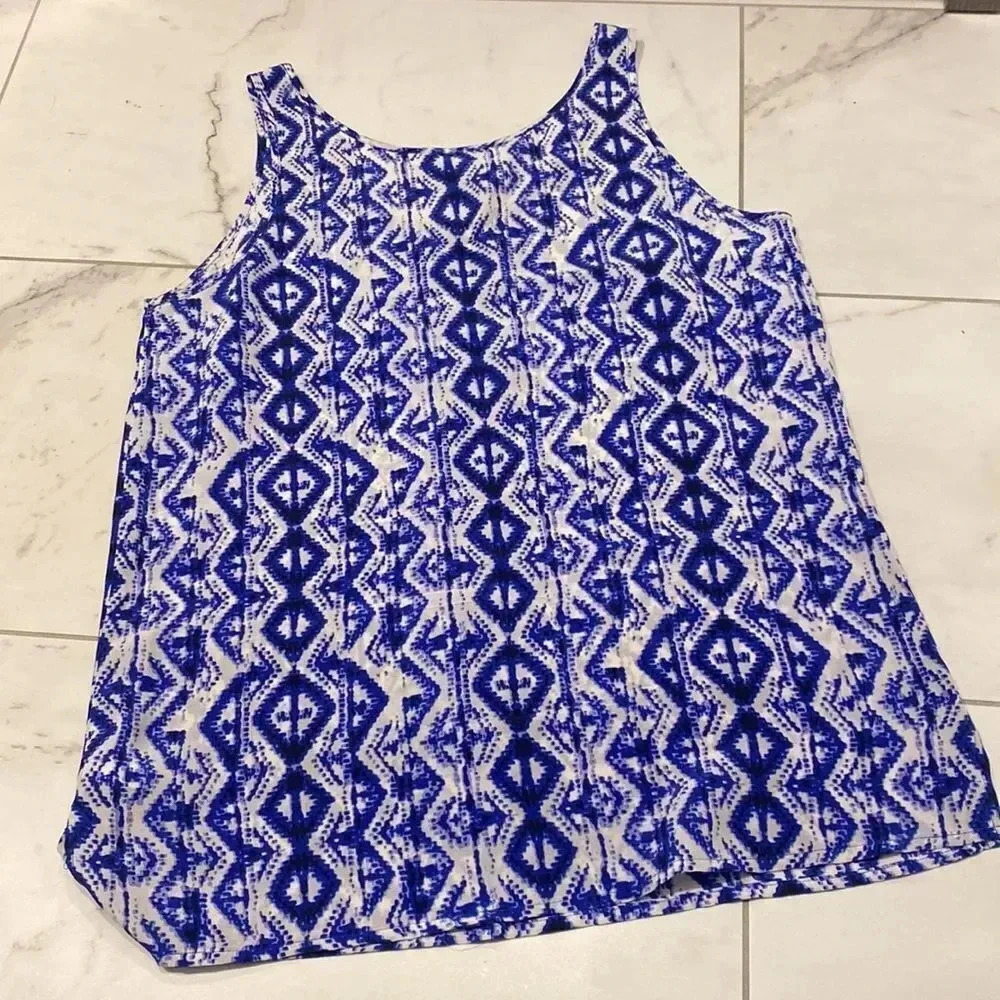 Cynthia Rowley TJX Blue White Aztec Tribal Sleeveless Tunic Silk Blouse Size M - Picture 6 of 6